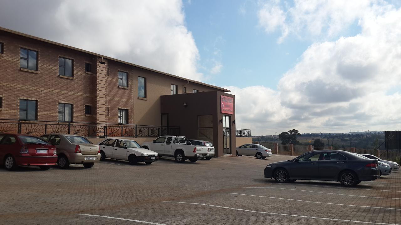 Eagle Nest Luxury Accommodation Roodepoort Εξωτερικό φωτογραφία